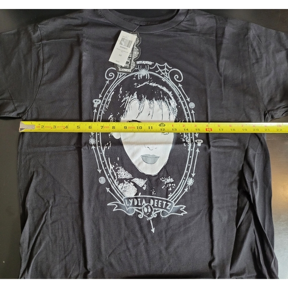 Beetlejuice Lydia Portrait Boyfriend Fit Girls T-Shirt - Picture 4 of 6